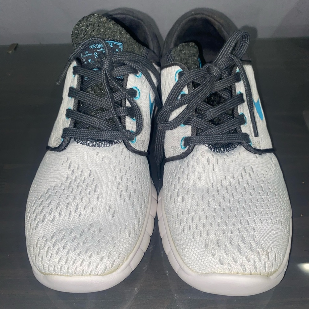 Nike SB Janoski sneaker size 7men, 8.5 women